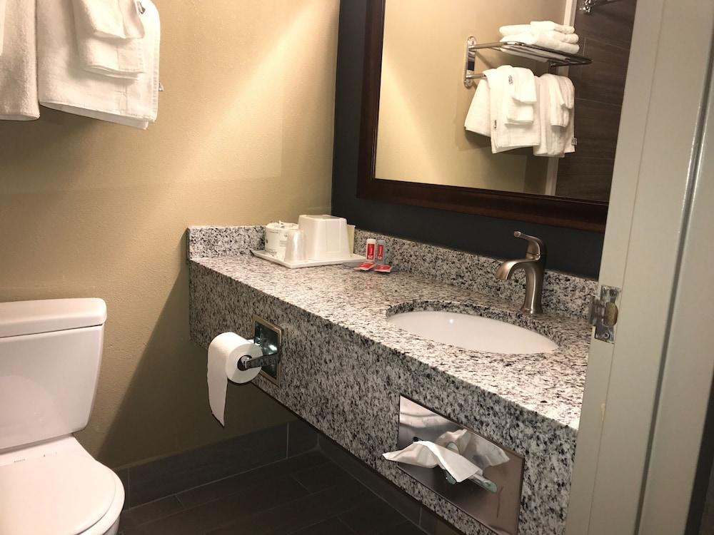 Econolodge Framingham-Boston Екстериор снимка