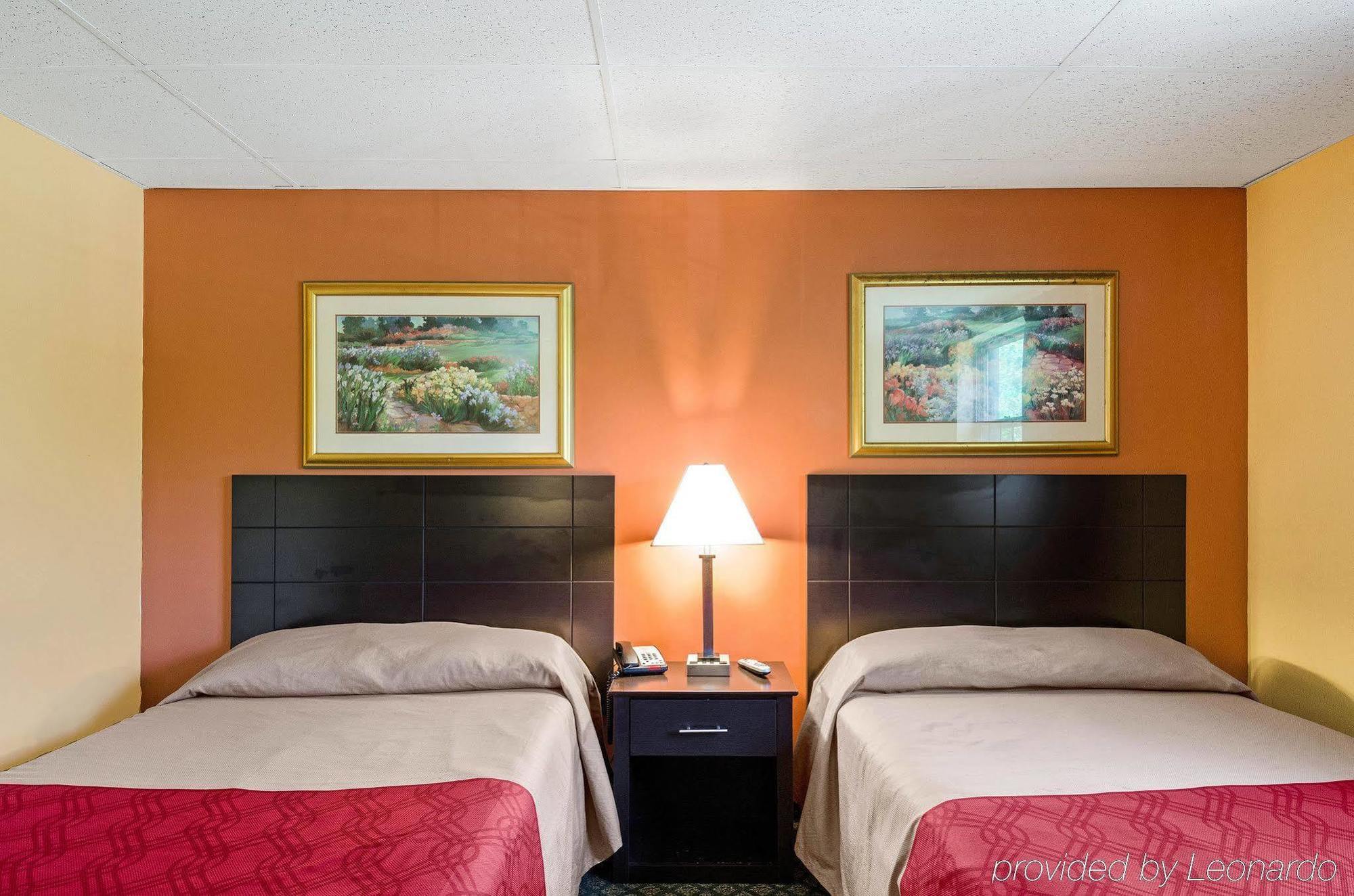 Econolodge Framingham-Boston Екстериор снимка